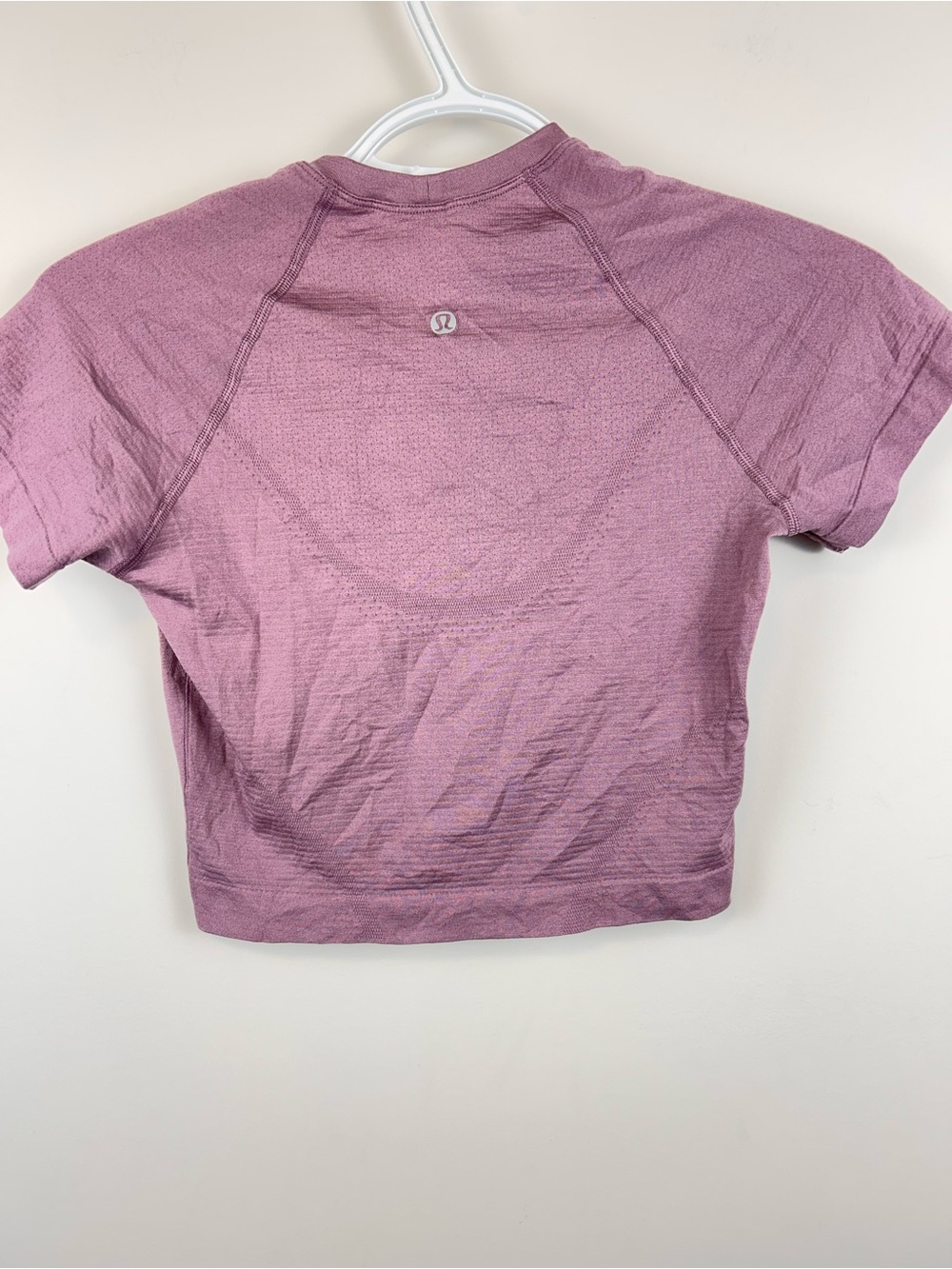 Lululemon Swiftly Tech Cropped Short Sleeve Shirt Size 4 Mauve Purple